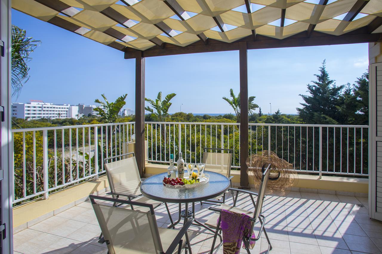 Ayia Napa Tropical Beach Villa Exteriér fotografie